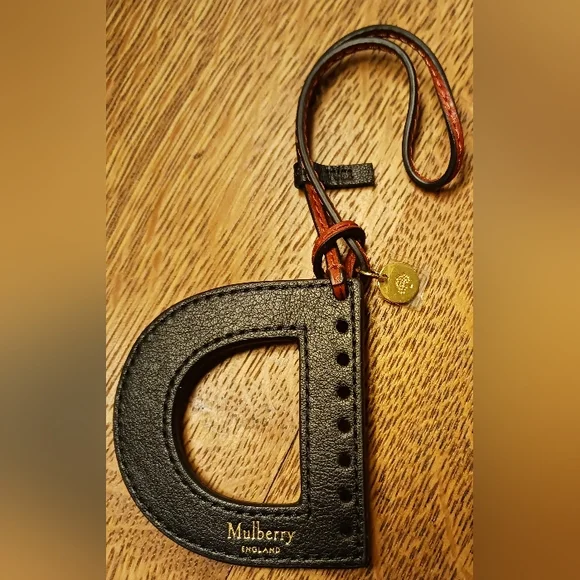 Mulberry bag charm initial D leather - Picture 2 of 4